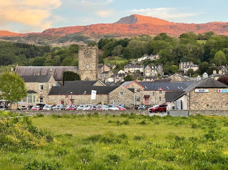 Holiday home Character Townhouse In Town Centre & Superb Views Dolgellau