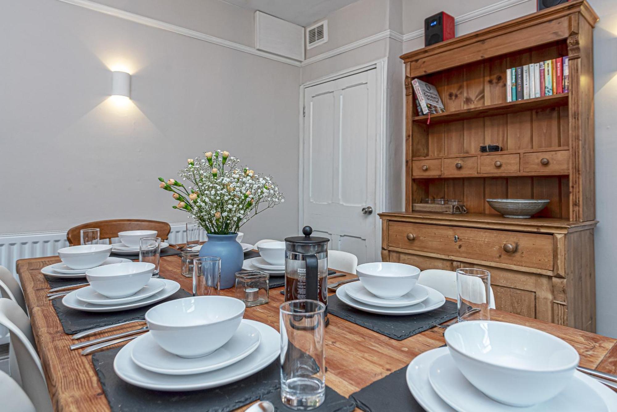 Character Townhouse In Town Centre & Superb Views Dolgellau